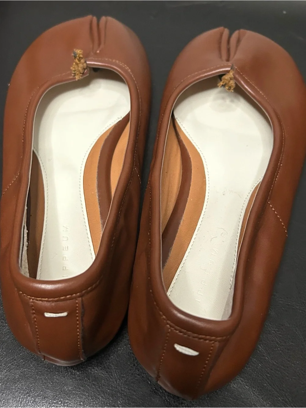 Hand Made Ippeum Leather Split-Toe Ballet Flats in Brown
